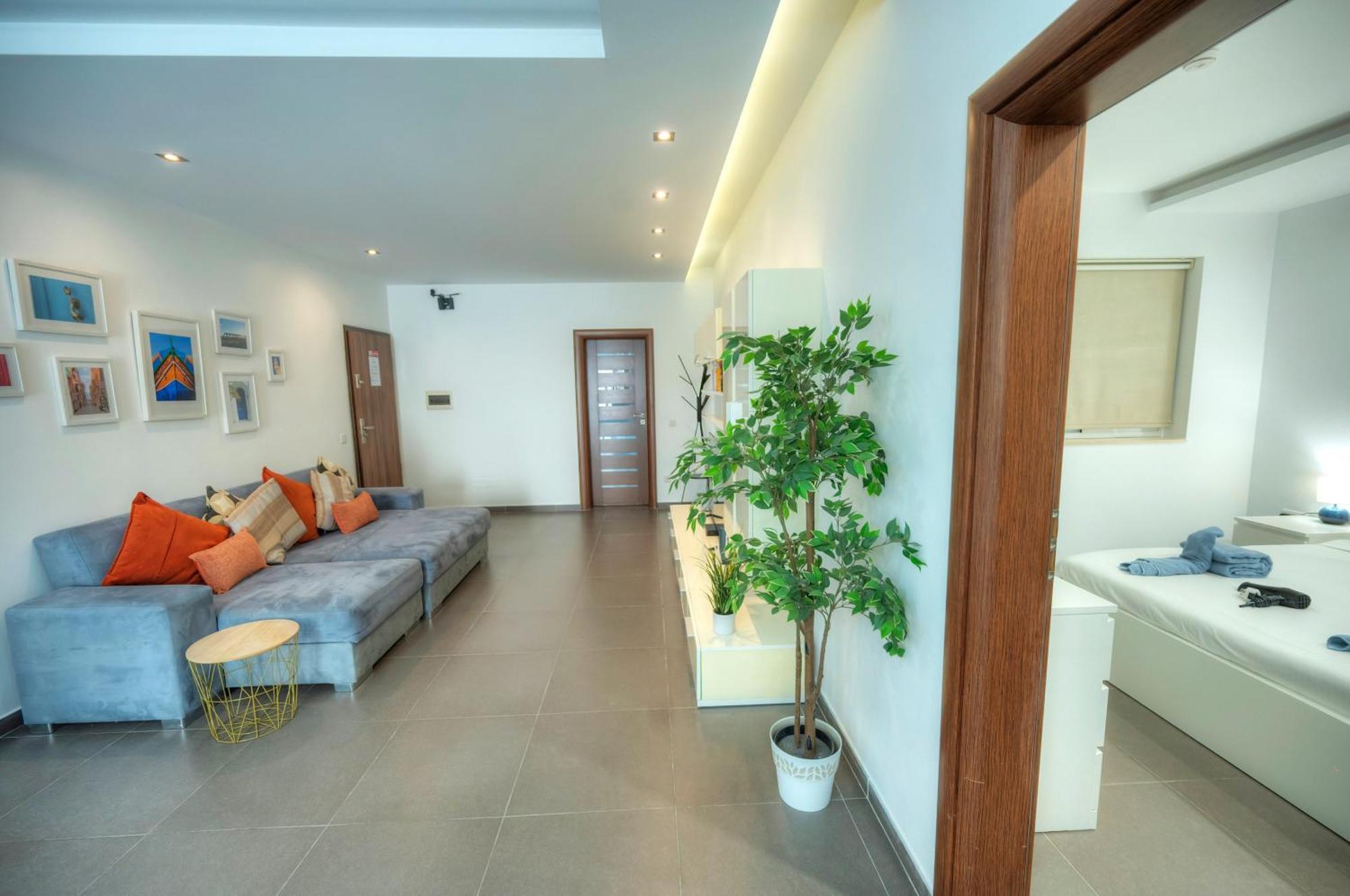 Bright & Large 2Bedrooms In Sliema Center Mpor1-1 Exterior foto