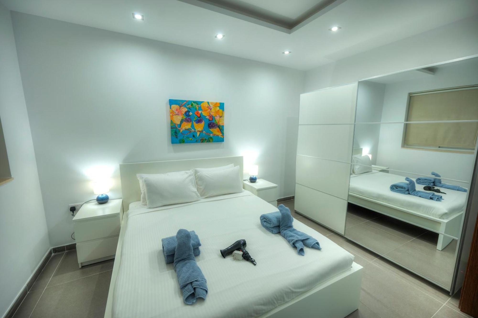 Bright & Large 2Bedrooms In Sliema Center Mpor1-1 Exterior foto